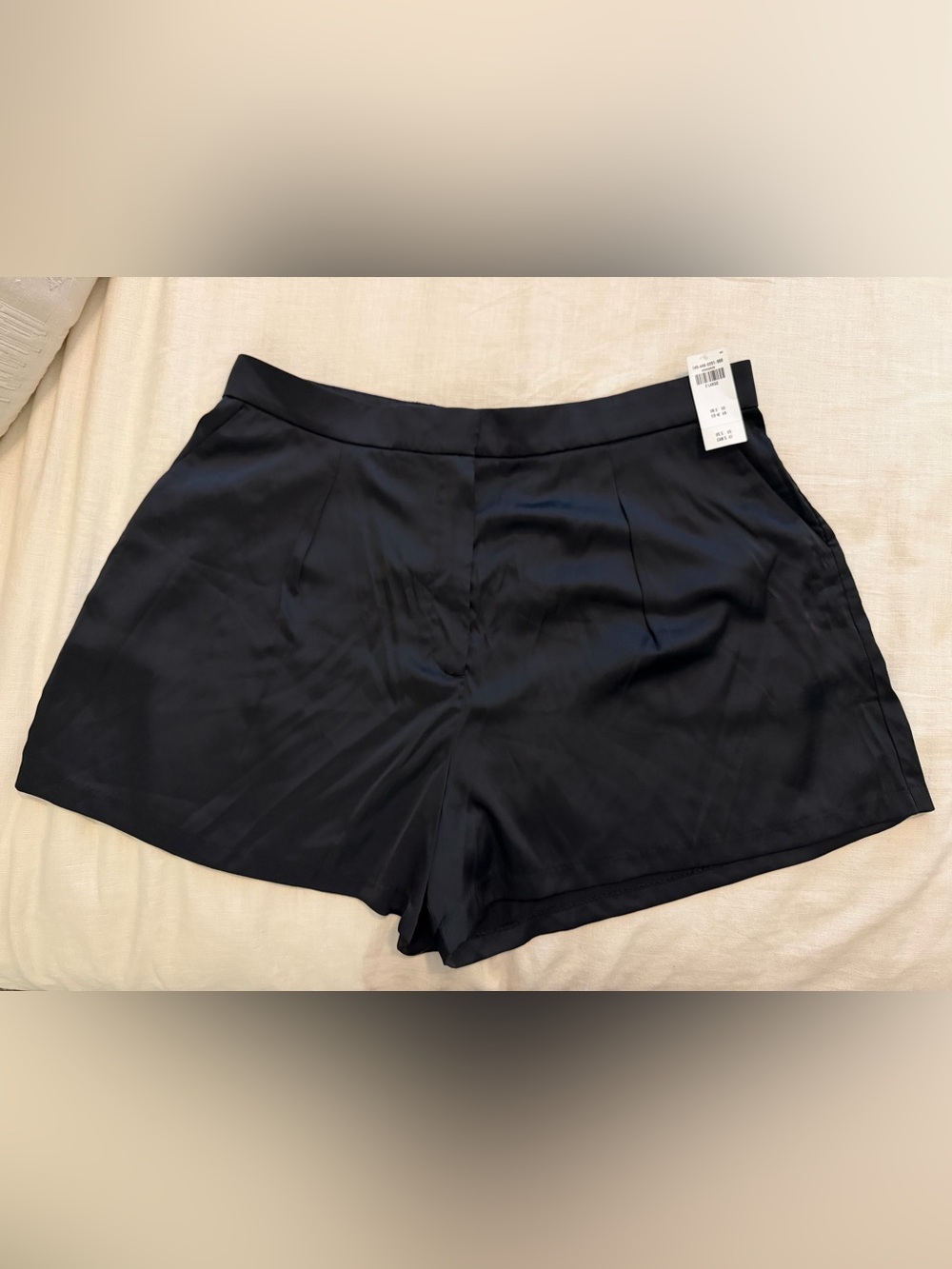 Abercrombie Women's Black Satin Shorts - Size XL